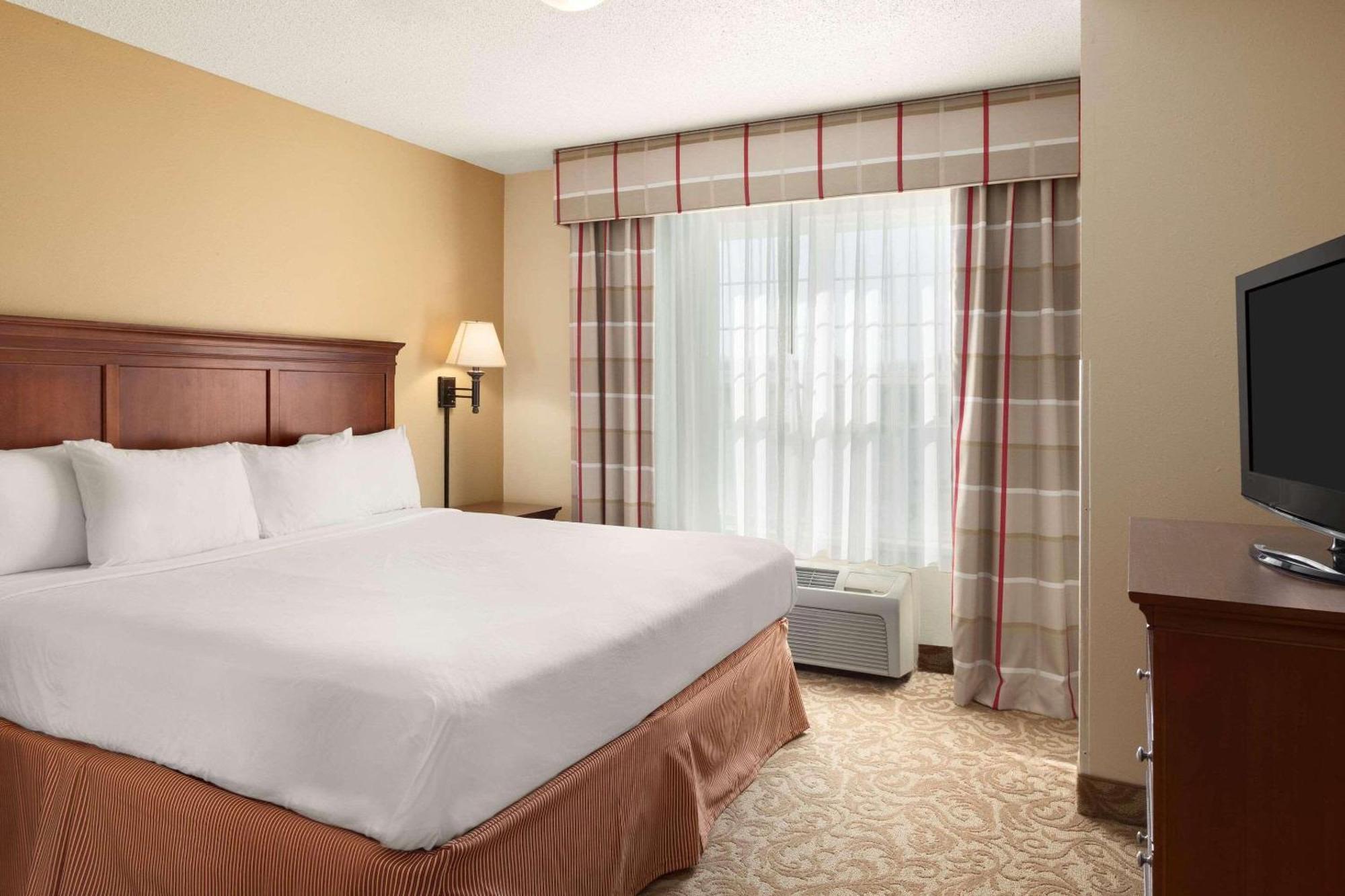 Country Inn & Suites By Radisson, Fort Dodge, Ia Buitenkant foto