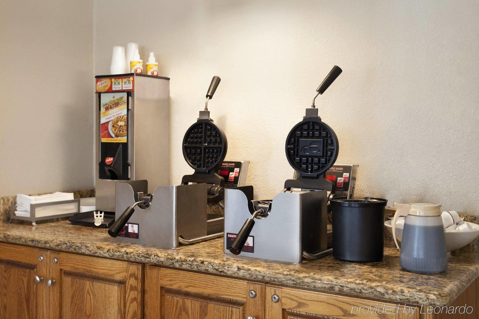 Country Inn & Suites By Radisson, Fort Dodge, Ia Buitenkant foto