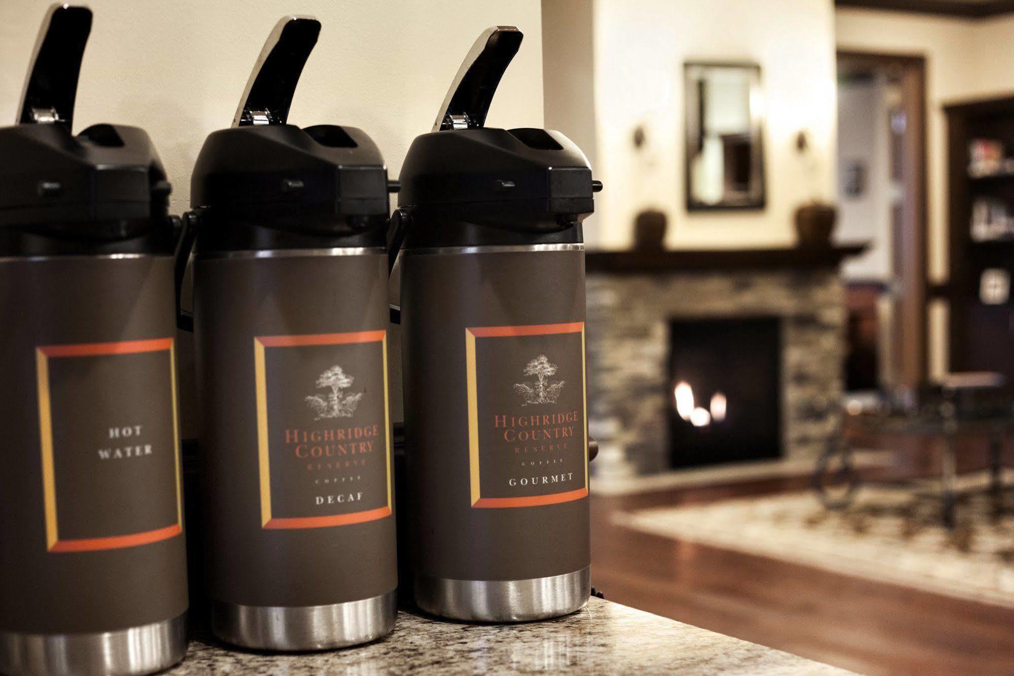 Country Inn & Suites By Radisson, Fort Dodge, Ia Buitenkant foto